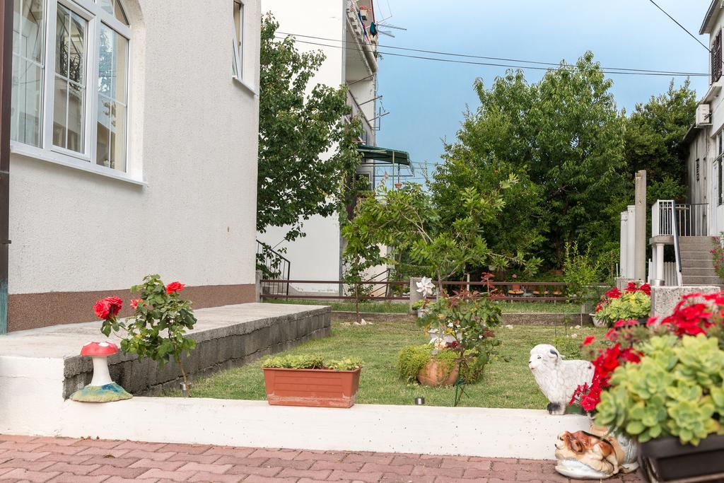 Apartment Marko Каштела Экстерьер фото