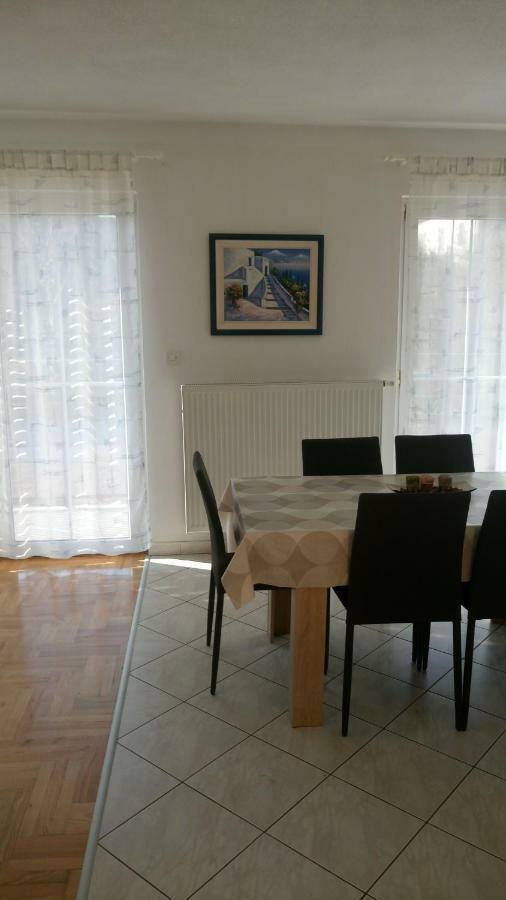 Apartment Marko Каштела Экстерьер фото